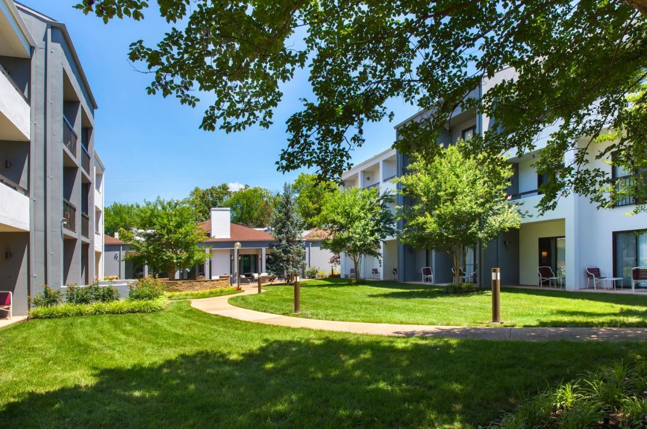Courtyard By Marriott Dulles Airport Herndon/Reston Exterior foto